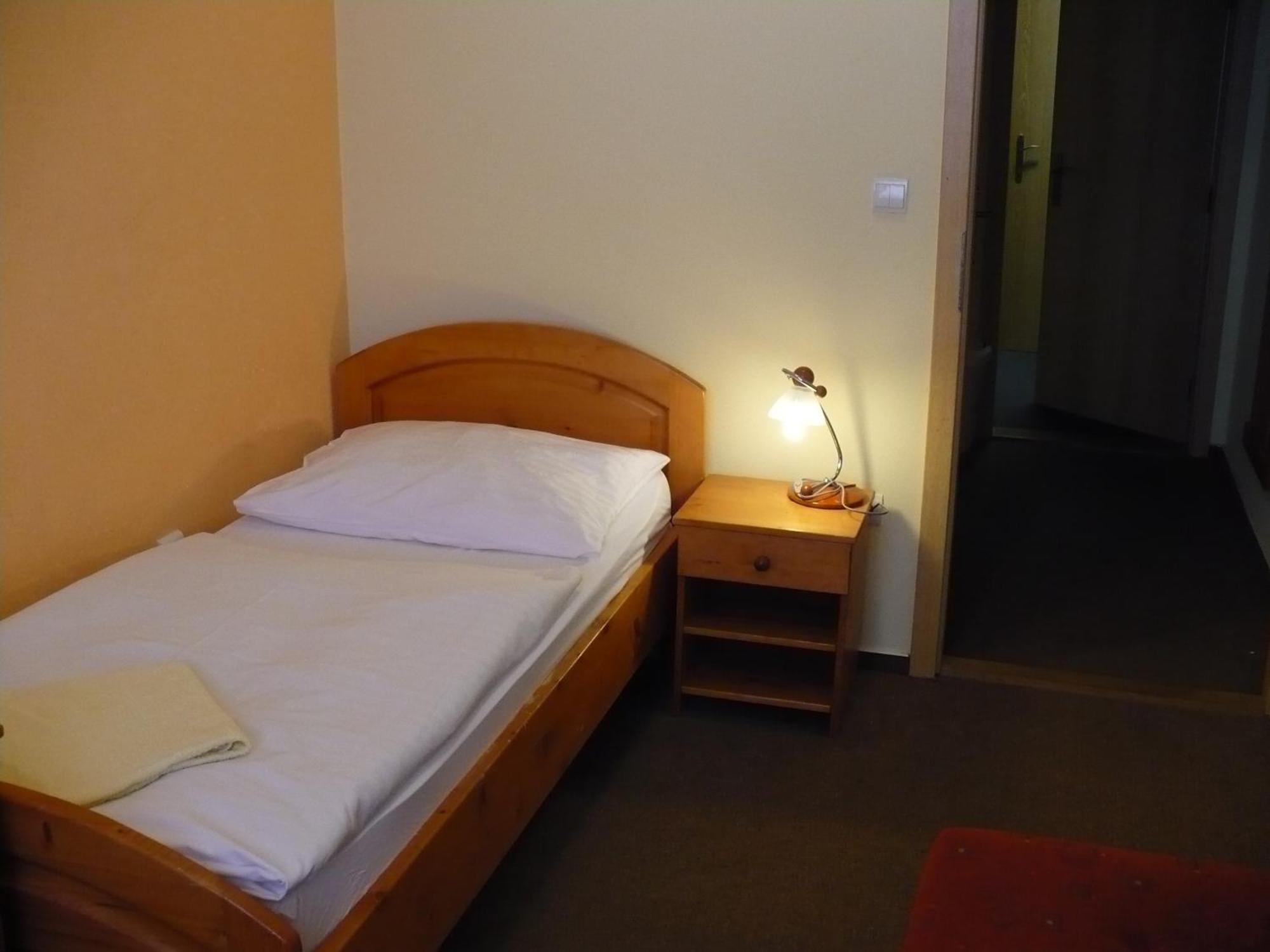 Motel Ranc Ruzomberok Bagian luar foto